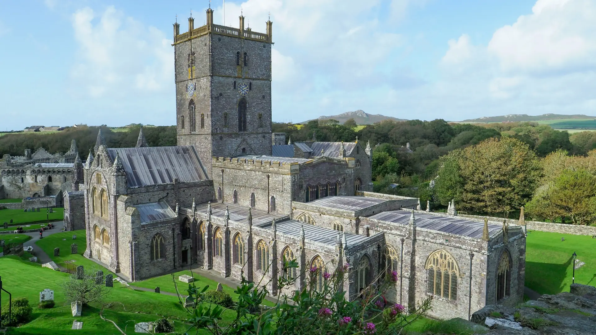 Hotel review Location' - Grove of Narberth - 2