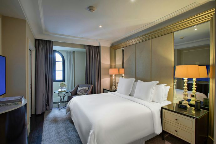 Four Seasons Hotel Baku - 25