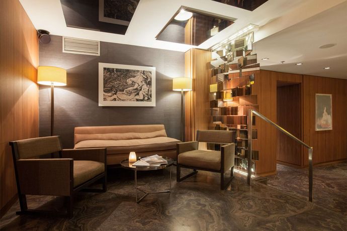 Verified hotel review - The Emblem Hotel - 10