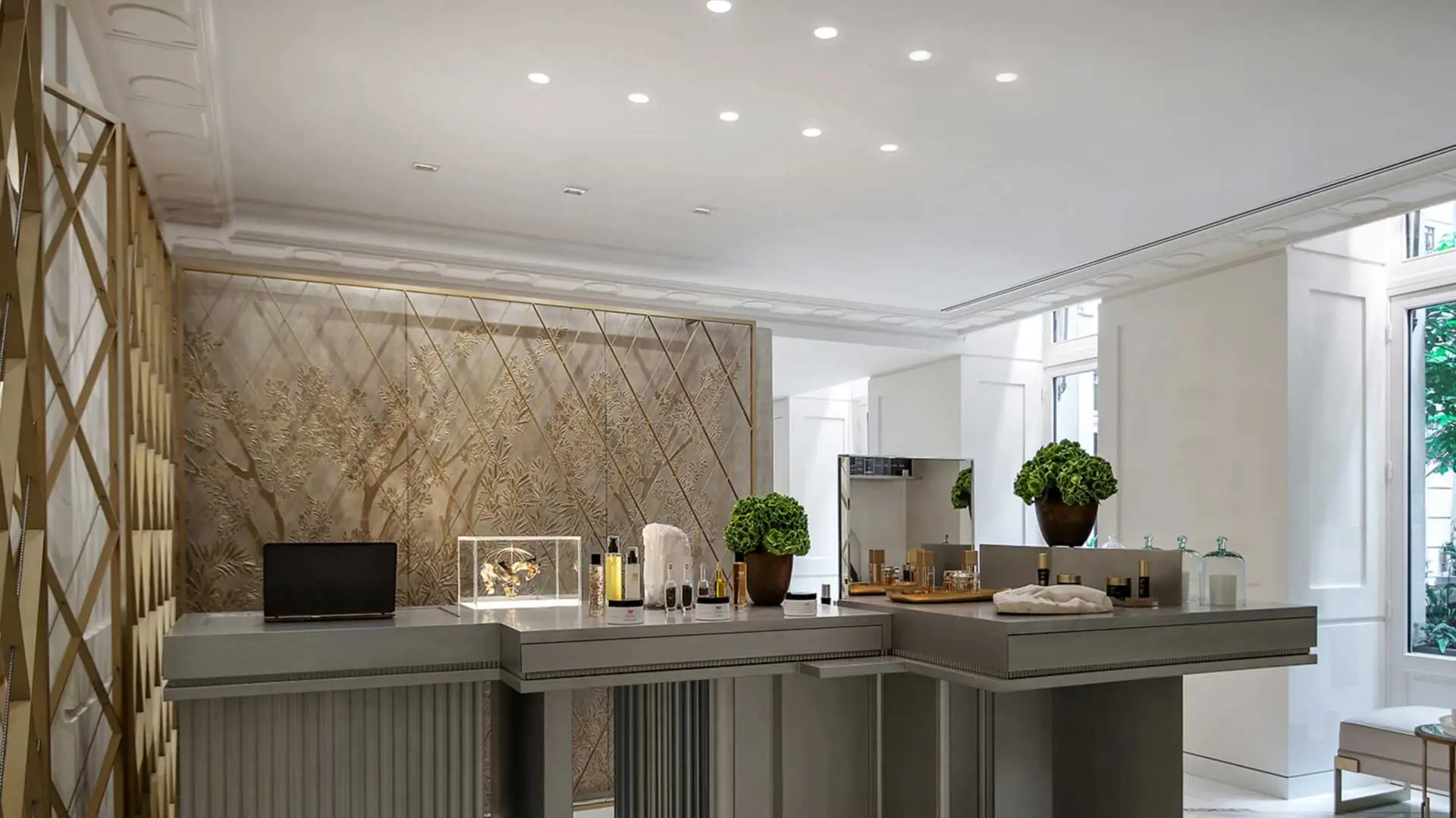 Hotel review Service & Facilities' - Hôtel de Crillon, A Rosewood Hotel  - 1