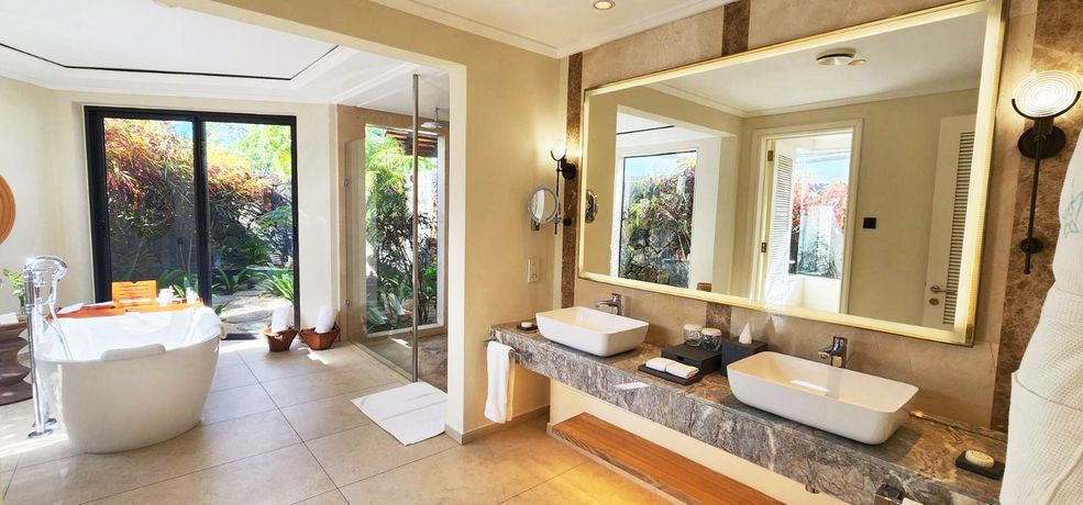 Verified hotel review - Maradiva Villas Resort and Spa - 10