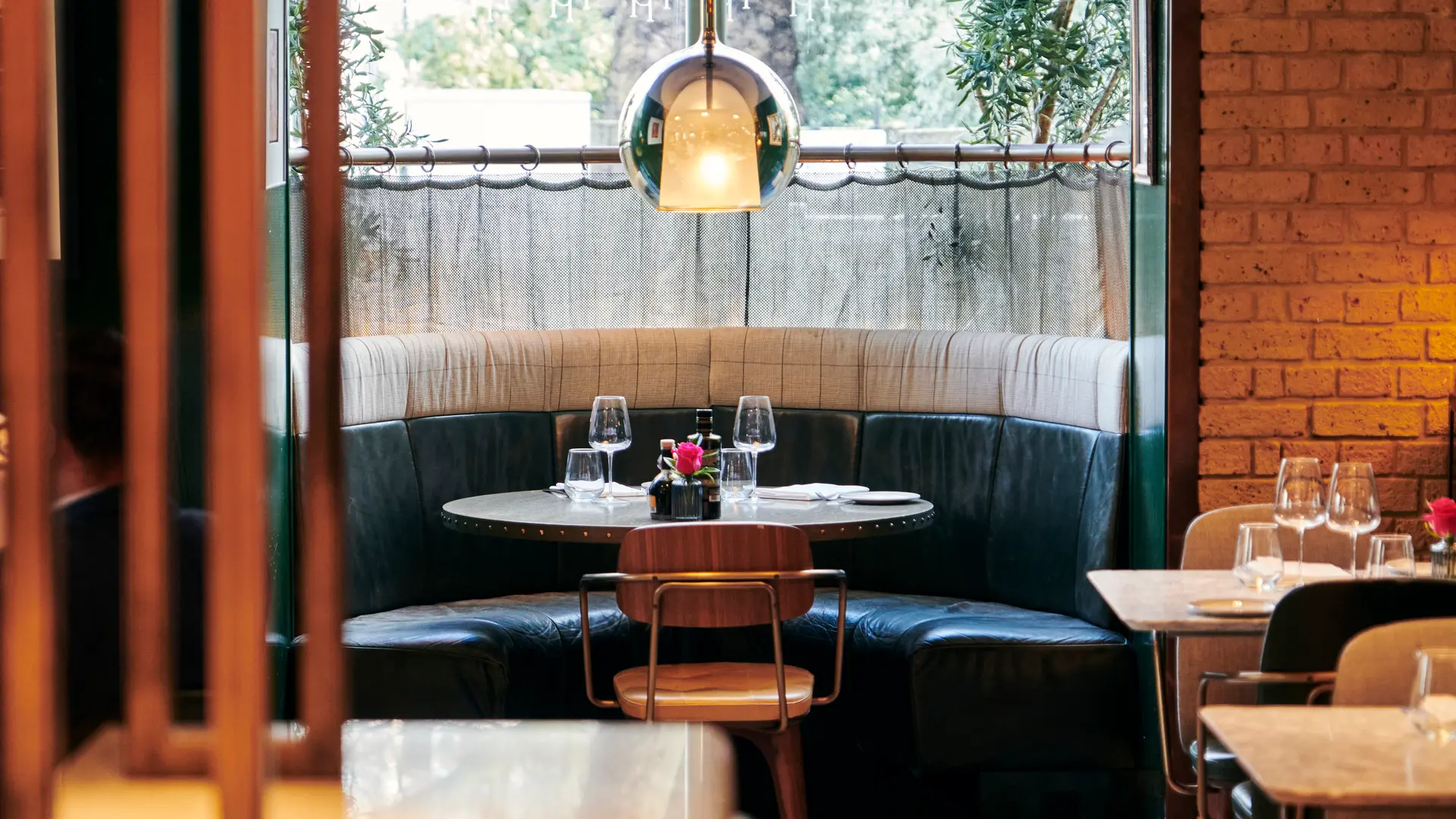 Review of The Hari - London - 18