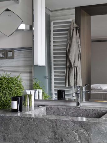 Verified hotel review - The Emblem Hotel - 29