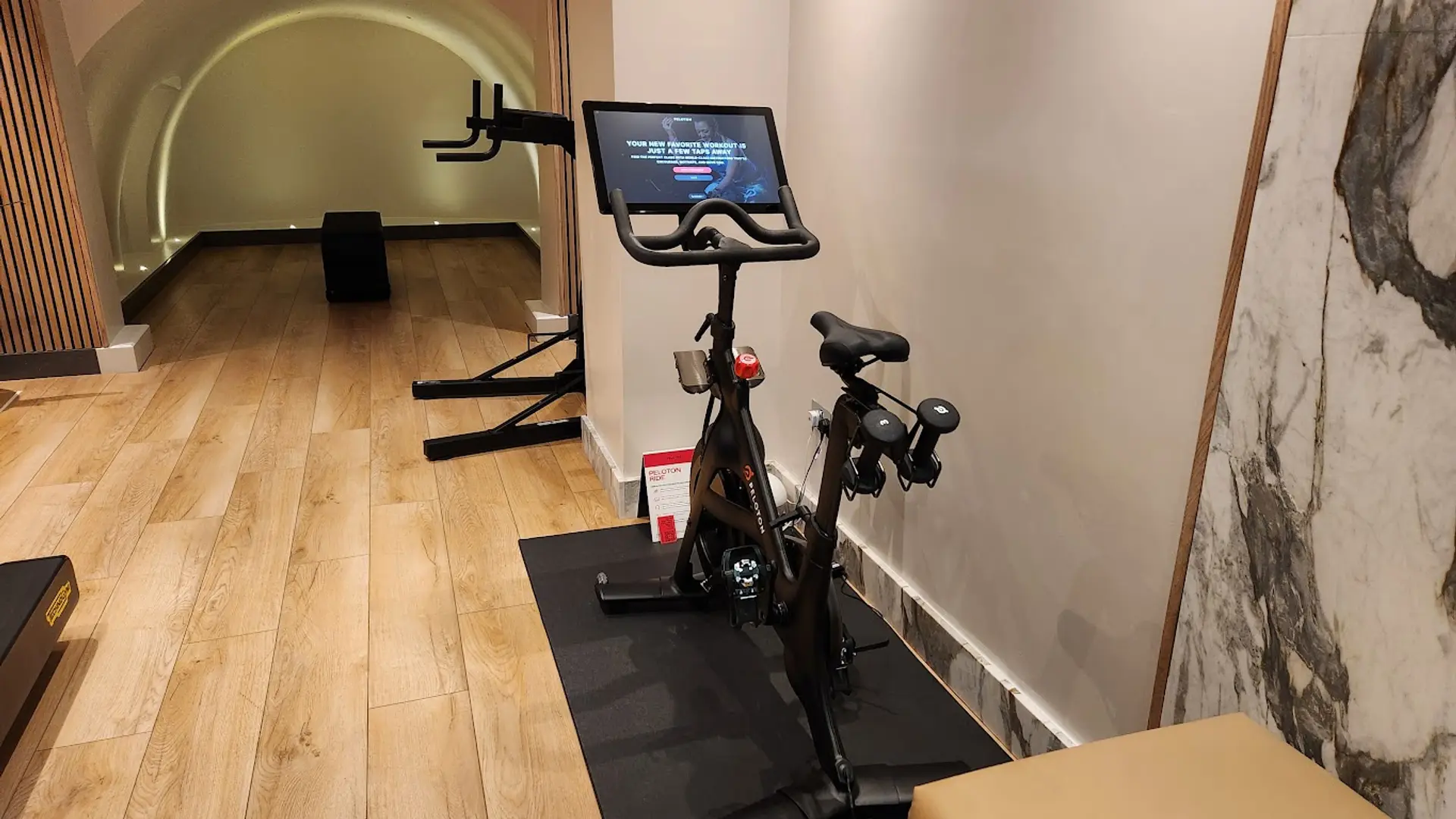 Hotel review Service & Facilities' - Prince Akatoki London - 6