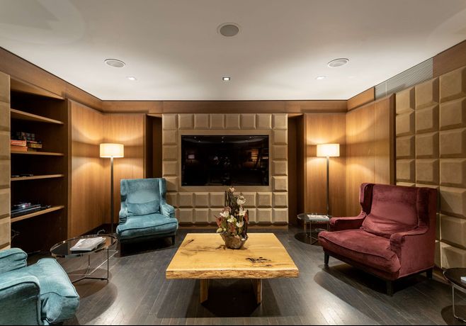 Verified hotel review - The Emblem Hotel - 19