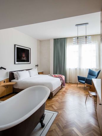 The Old Clare Hotel - 31