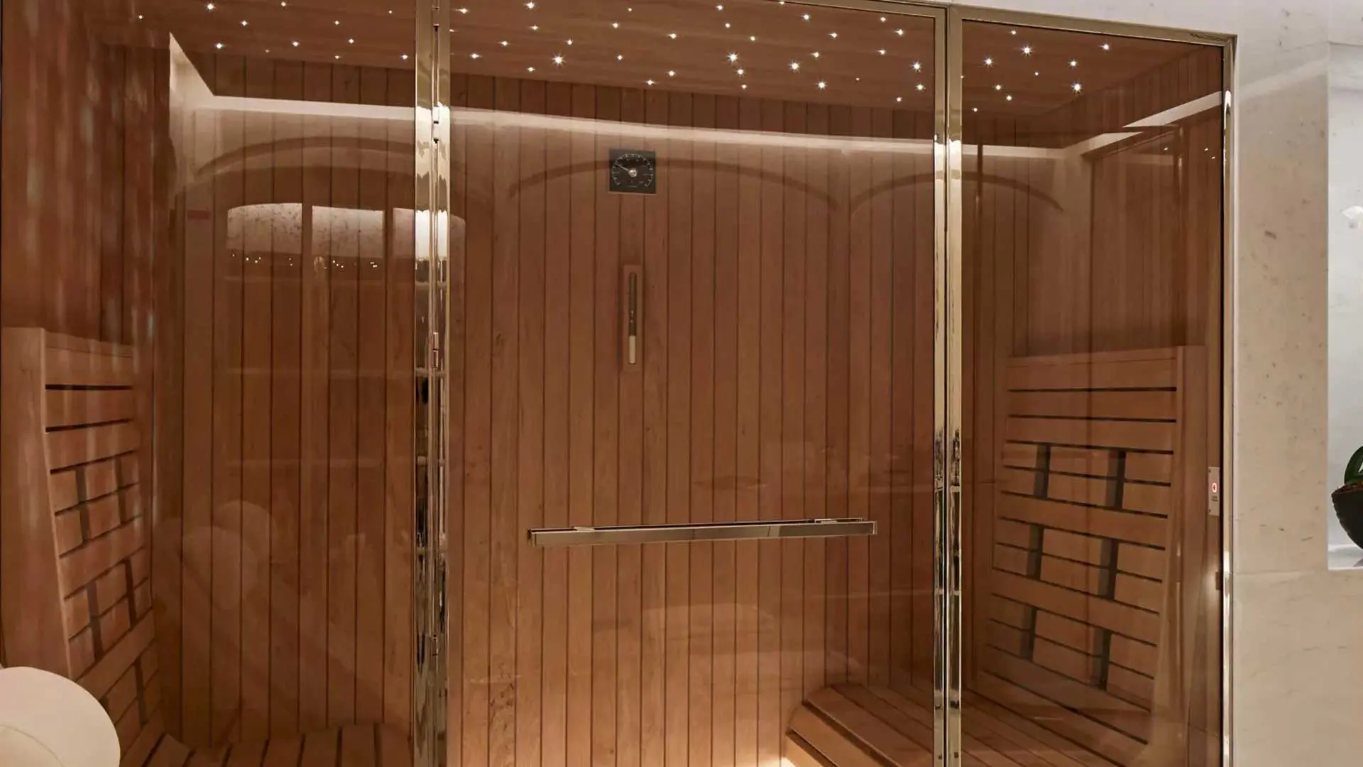 Hotel review Service & Facilities' - Hôtel de Crillon, A Rosewood Hotel  - 3