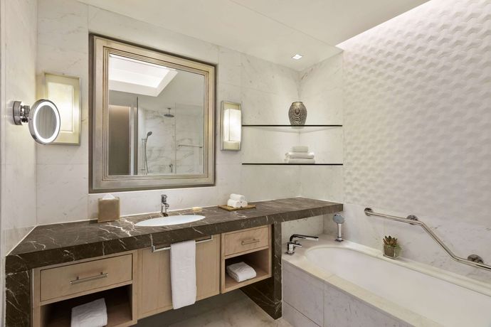 Verified hotel review - Shangri-La The Fort Manila - 39