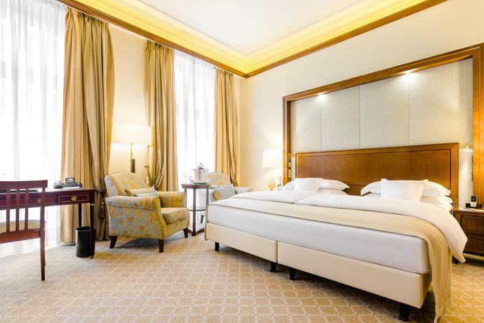 Excelsior Hotel Ernst am Dom - 11