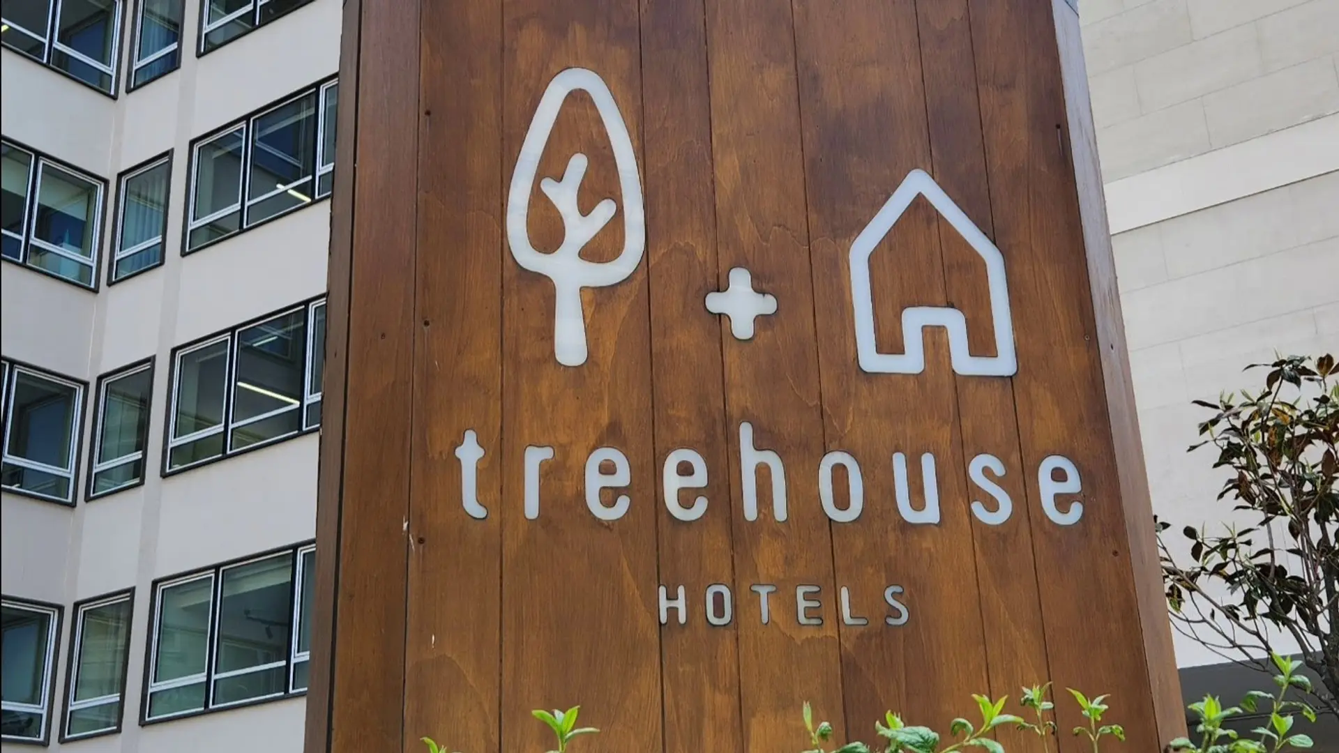 Review of Treehouse Hotel London - 7