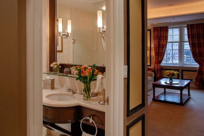 Verified hotel review - Windsor Arms Hotel - 19