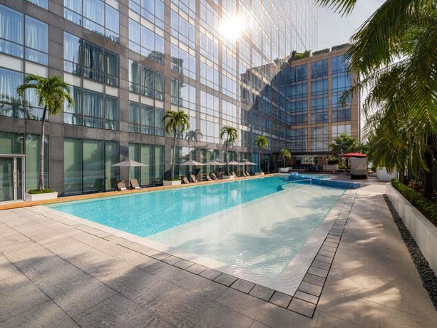 Fairmont Makati - 2