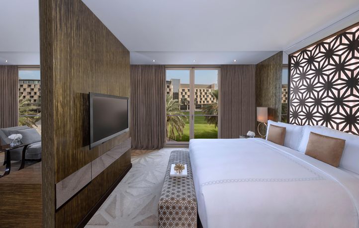 Verified hotel review - Al Faisaliah Suites - 40