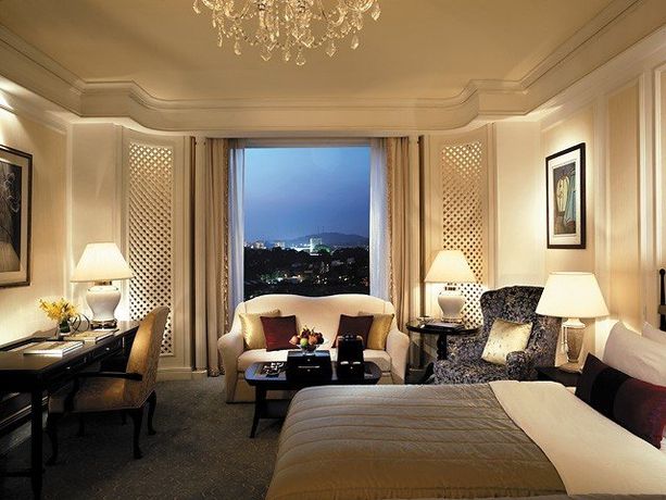 Verified hotel review - Shangri-La Singapore - 3