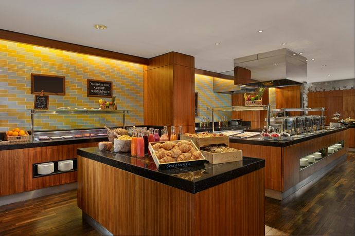 Sheraton Grand Hotel & Spa - 11