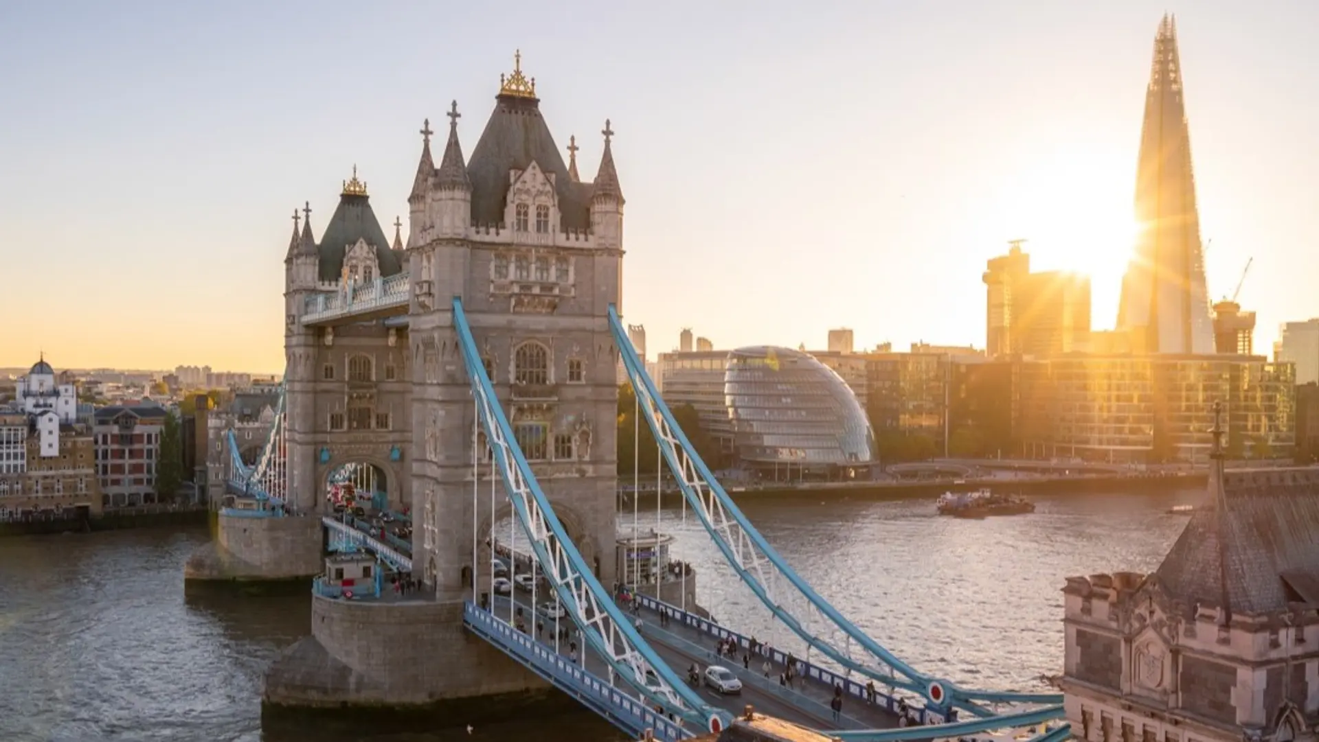 Hotel review Location' - The Athenaeum Hotel & Residences - 2