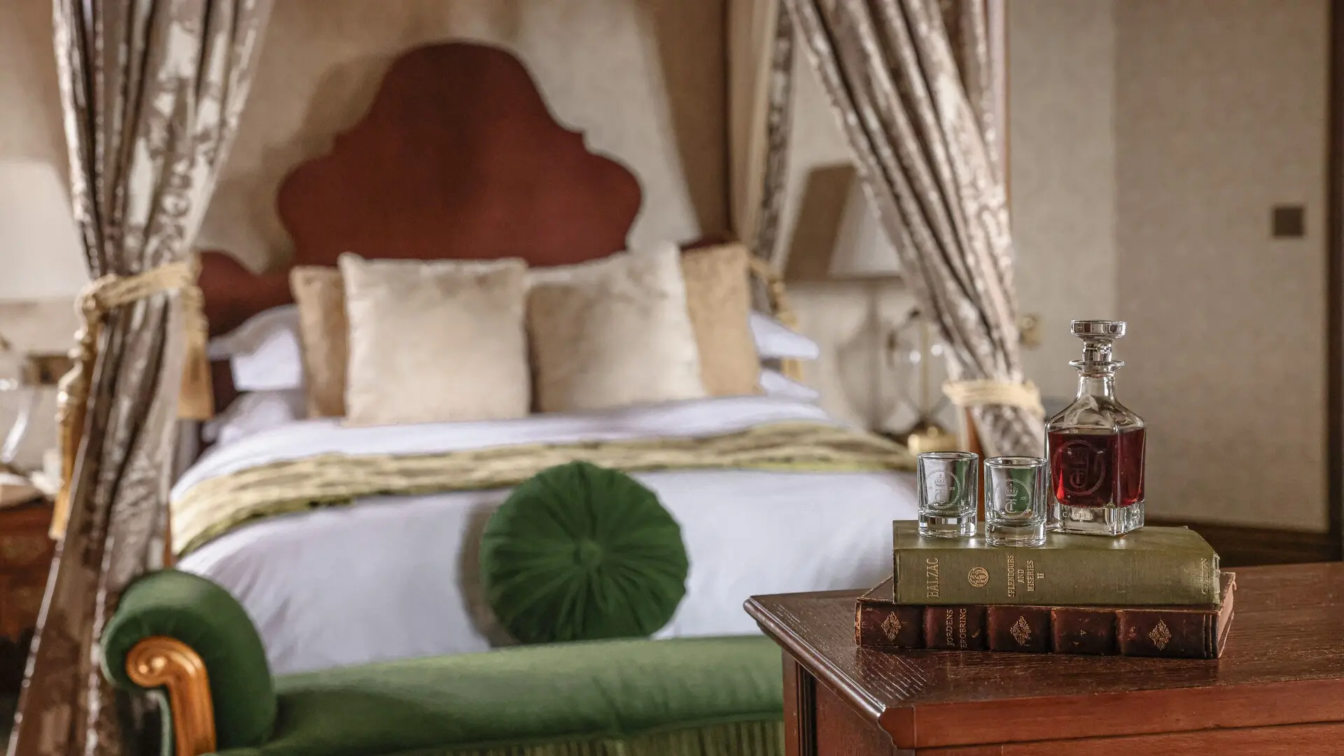 Hotel review Accommodation' - Thornbury Castle - 2