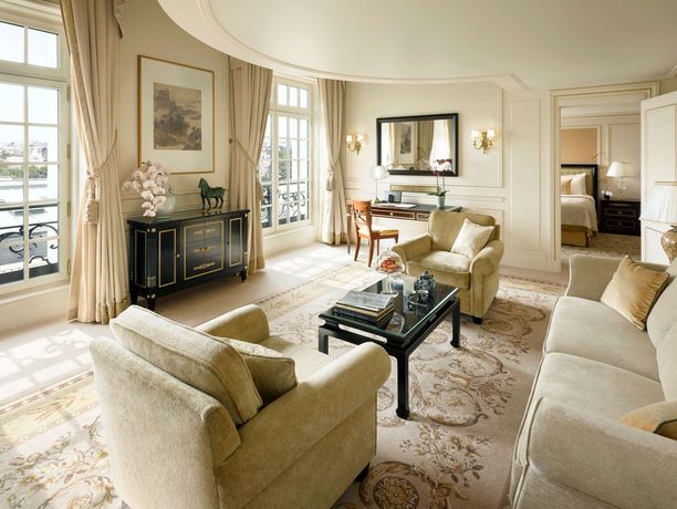 Verified hotel review - Shangri-La Paris - 5