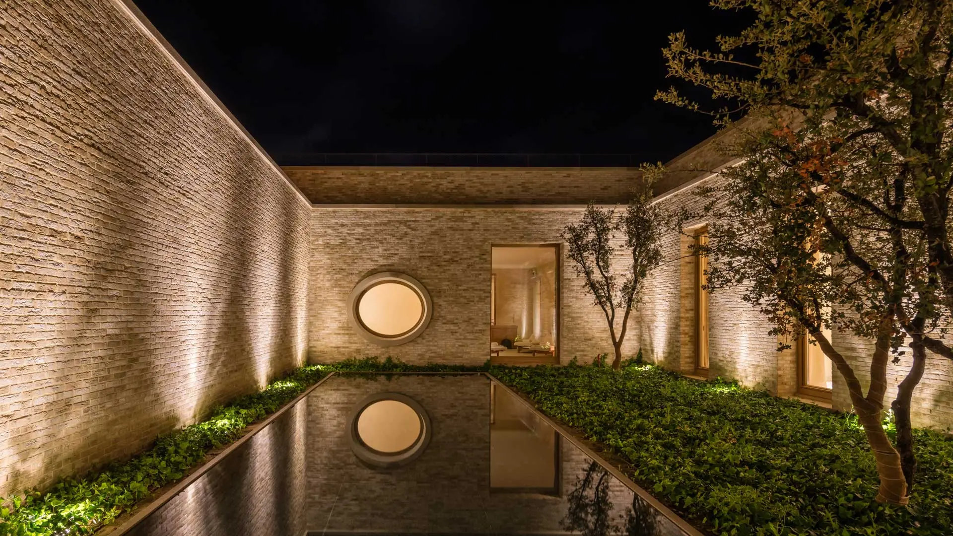 Review of Abadia Retuerta LeDomaine - 10