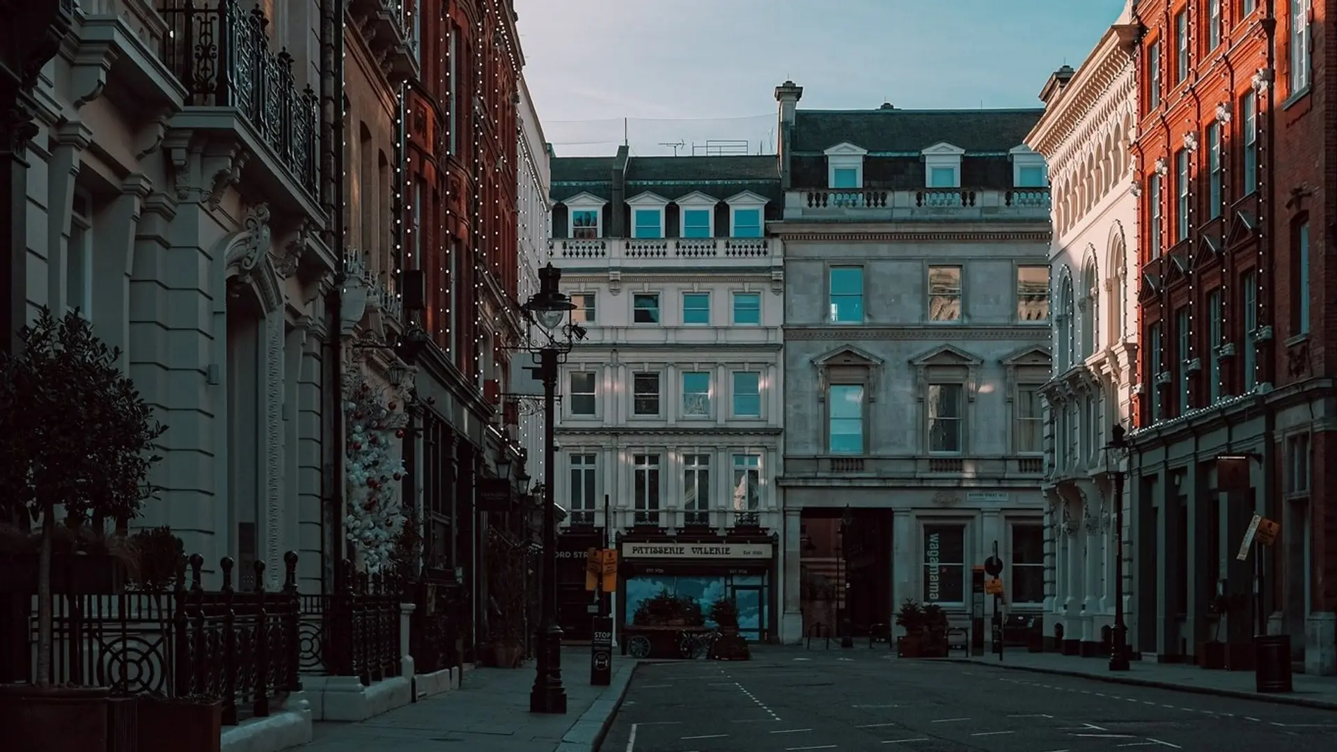 Hotel review Location' - One Aldwych - 2