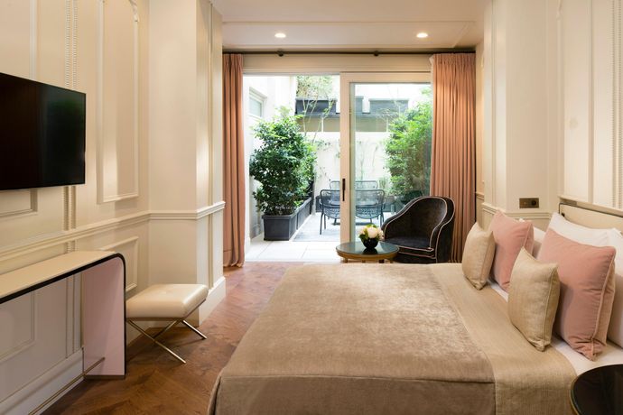 Verified hotel review - Le Narcisse Blanc & Spa - 12