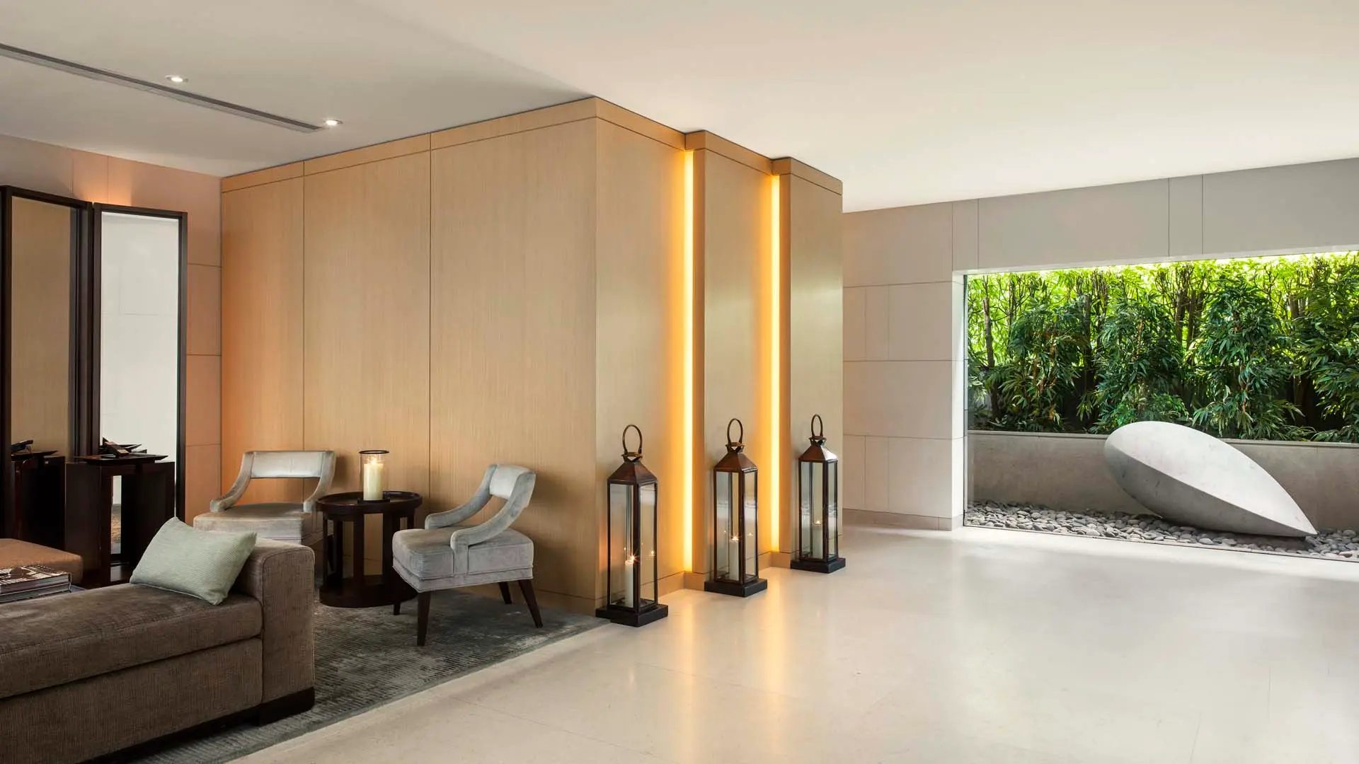 Hotel review Service & Facilities' - The Upper House - 5