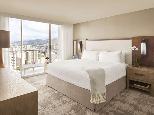 Verified hotel review - Alohilani Resort Waikiki Beach - 17