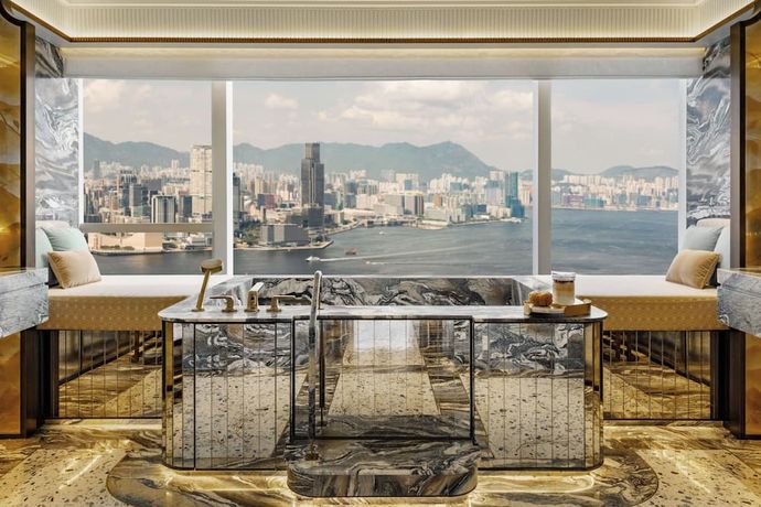 Verified hotel review - Island Shangri-La Hong Kong - 3