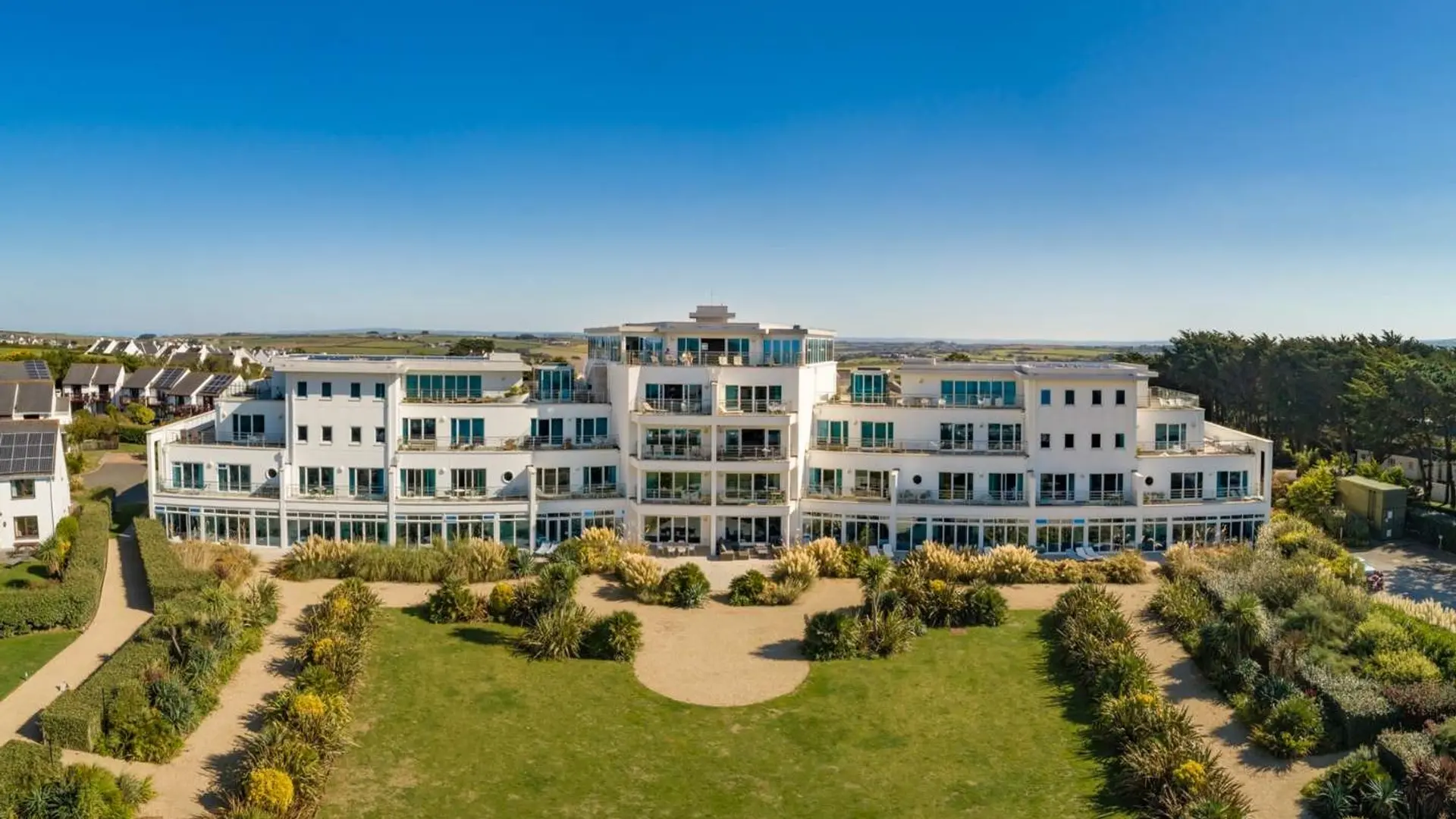 Review of St Moritz Hotel & Cowshed Spa - 8