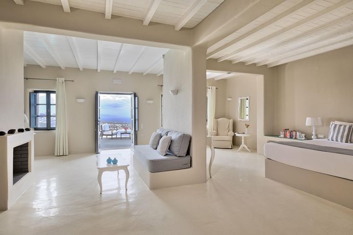 Verified hotel review - Carpe Diem Santorini Small Luxury Hotels of the World - 25