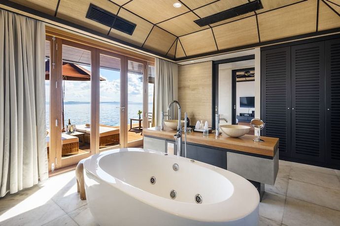 Lily Beach Resort & Spa - 13