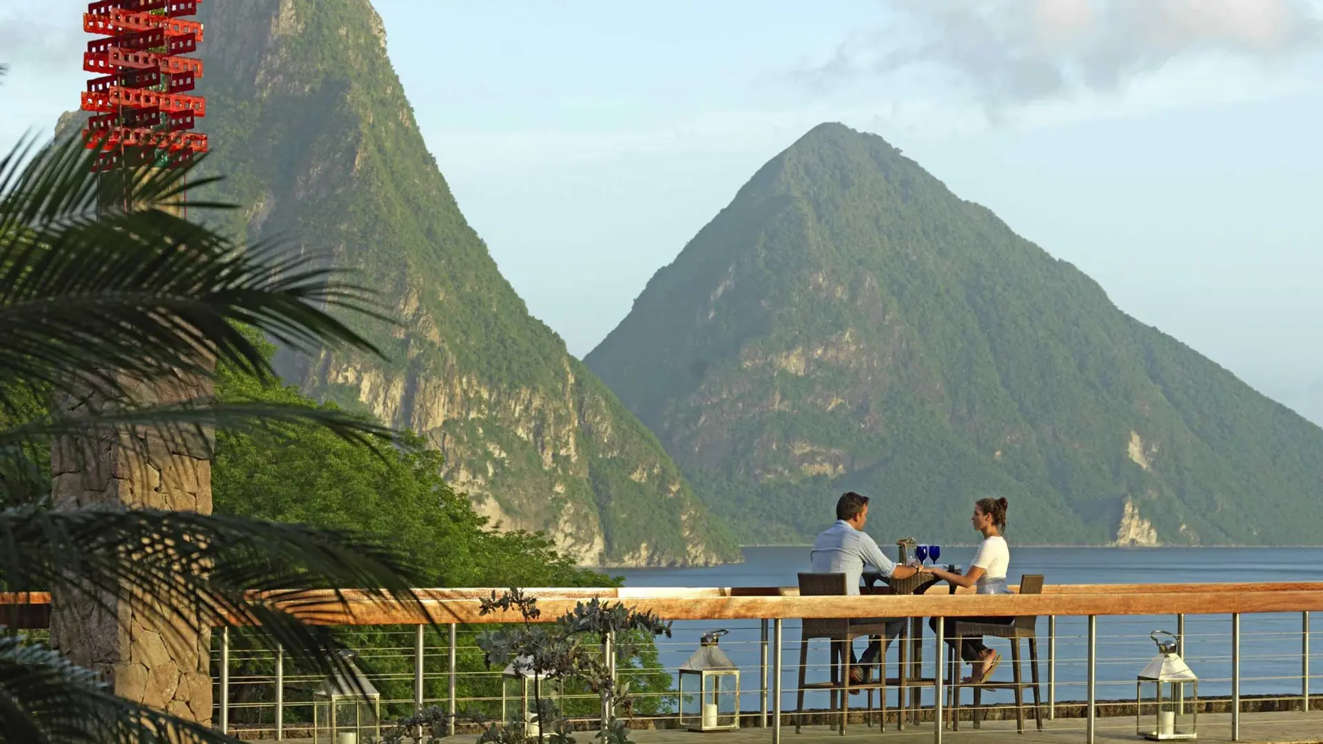 Hotel review Restaurants & Bars' - Jade Mountain - 1
