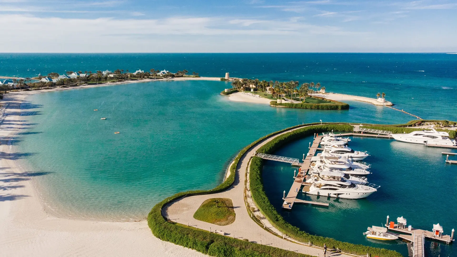 Hotel review Location' - The Ritz-Carlton, Bahrain - 6