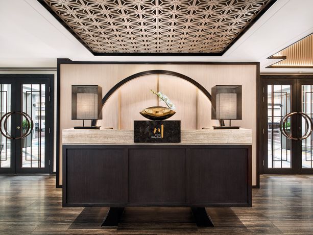 The Langham Hong Kong - 24