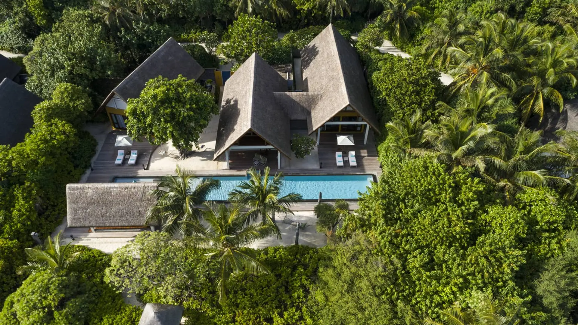 Review of Four Seasons Resort Maldives at Landaa Giraavaru - 10