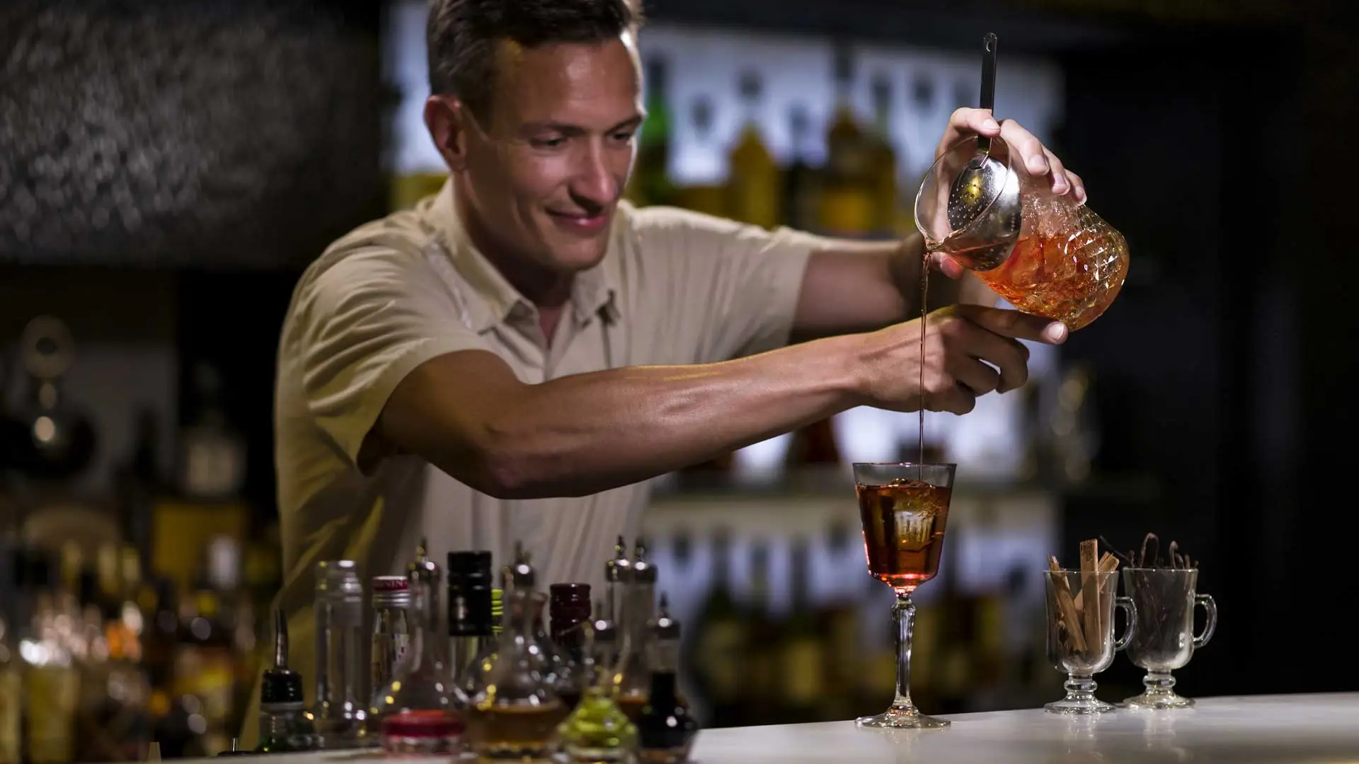 Hotel review Restaurants & Bars' - The Brando - 10