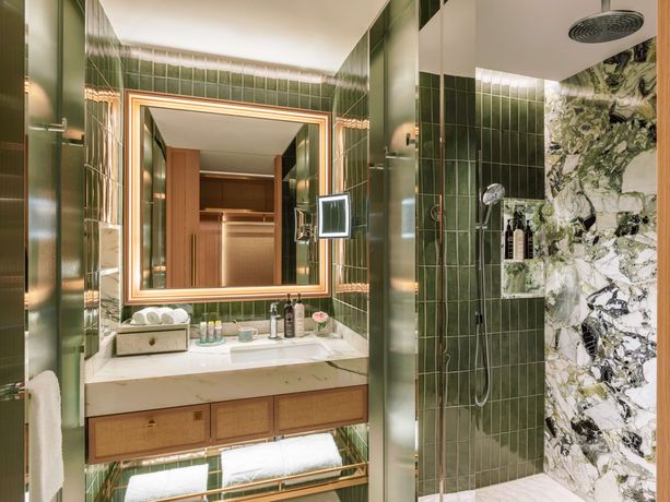 Verified hotel review - Island Shangri-La Hong Kong - 53