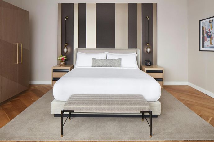 Verified hotel review - The London NYC - 30