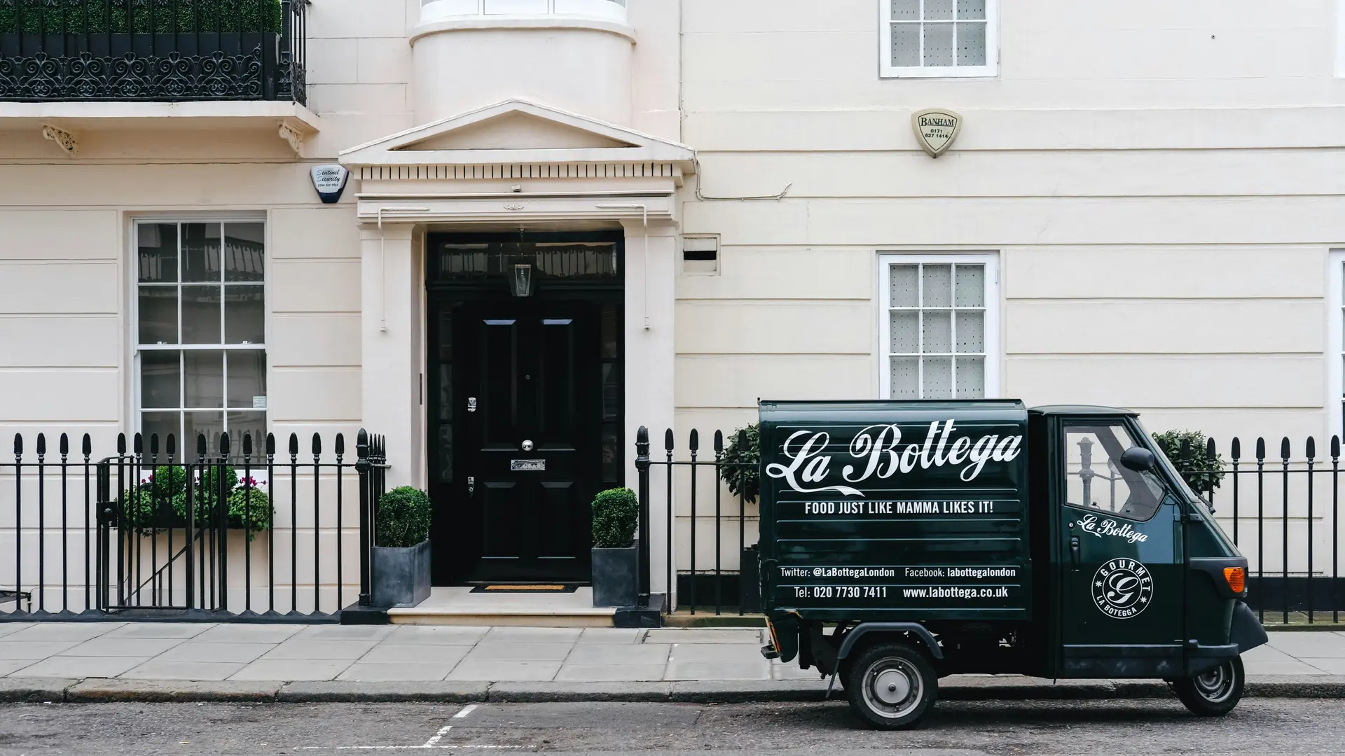 Hotel review Location' - The Hari - London - 3