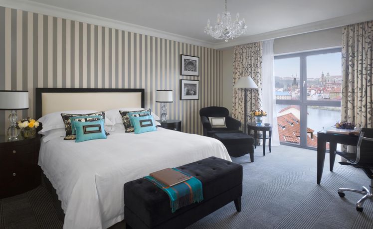 Verified hotel review - Four Seasons Hotel Prague - 16
