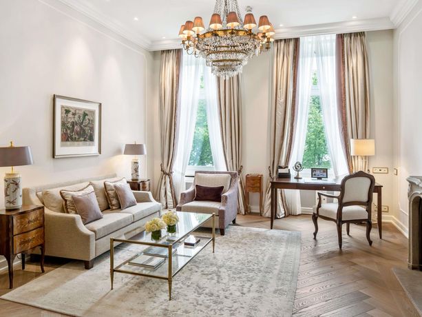 Fairmont Hotel Vier Jahreszeiten - 24