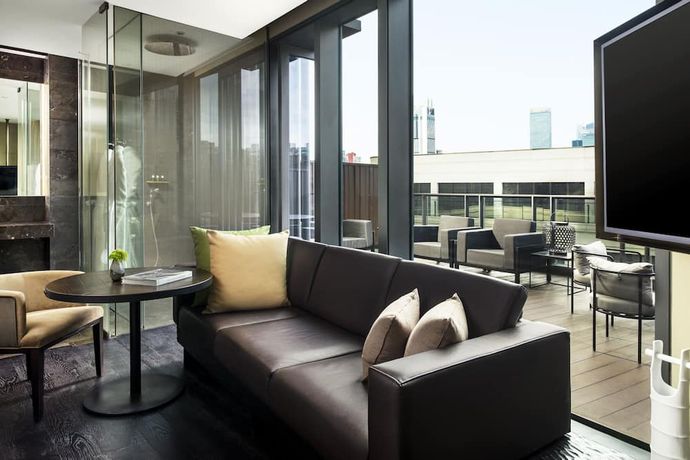 Verified hotel review - The Middle House - 0