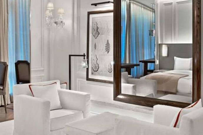Baccarat Hotel and Residences New York - 11