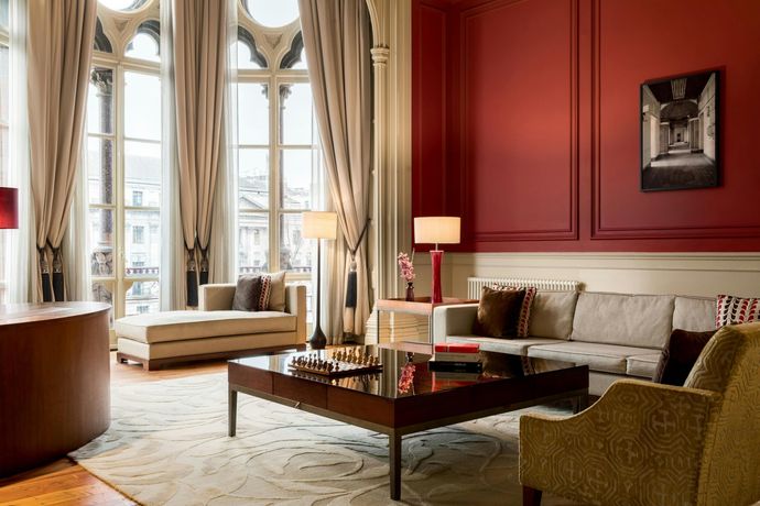 St. Pancras Renaissance Hotel London - 17