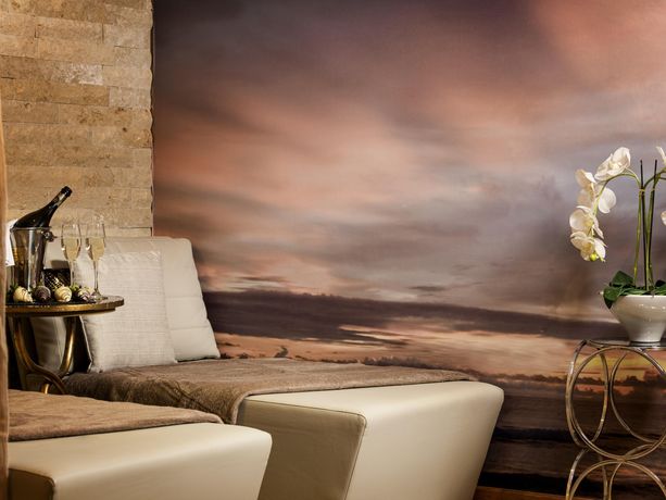 Sofitel London Heathrow - 10