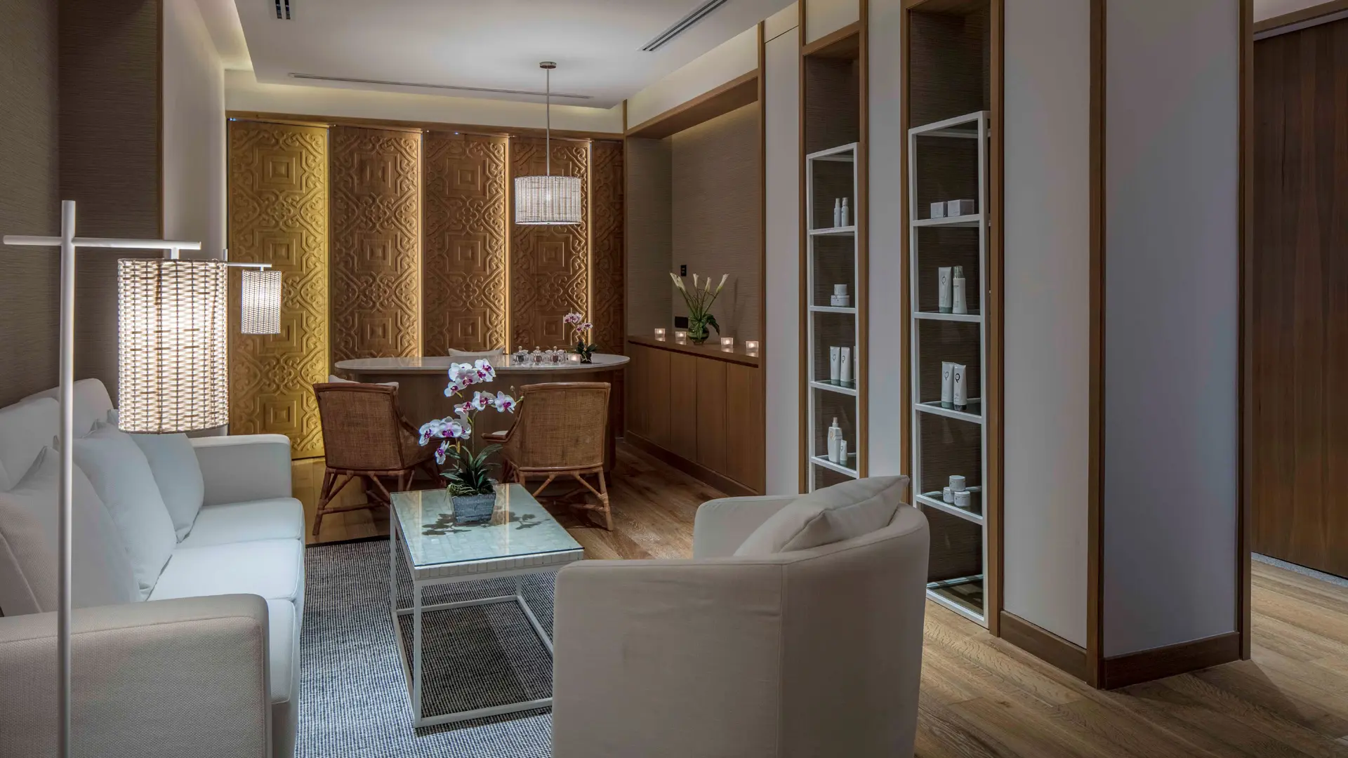 Hotel review Service & Facilities' - 137 Pillars Suites Bangkok - 4