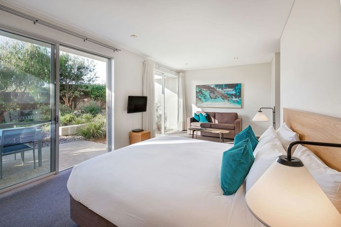 Verified hotel review - Smiths Beach Resort - 23