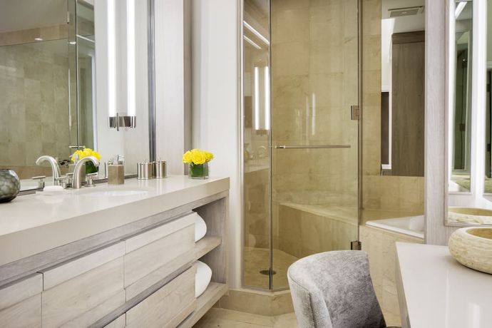 The Little Nell - 29