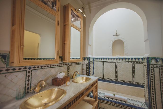 Verified hotel review - Les Deux Tours - 17