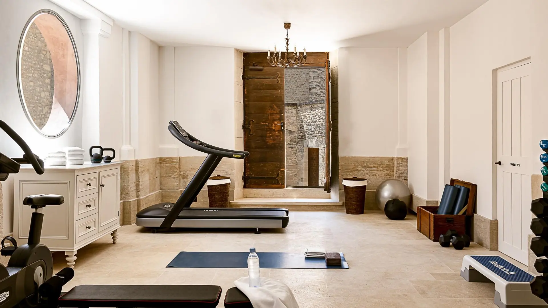 Hotel review Service & Facilities' - Hôtel Crillon le Brave - Provence - 6